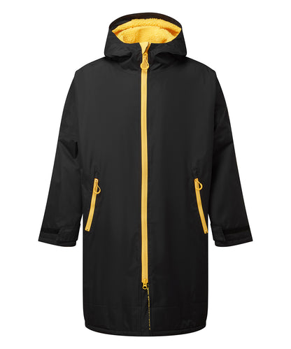 TriDri® All-seasons waterproof changing robe